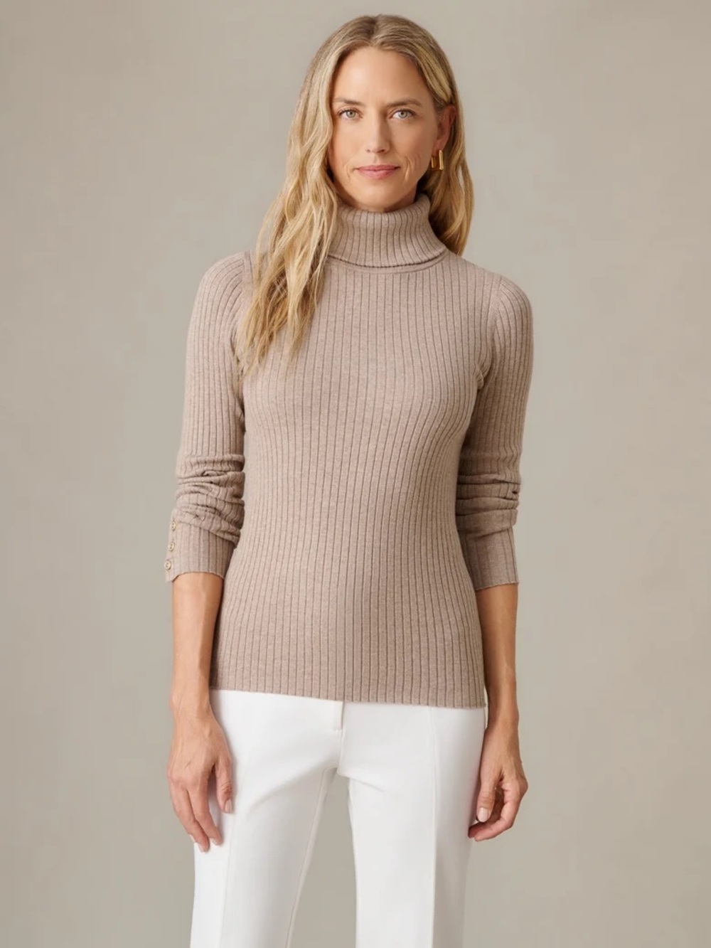 J. McLaughlin Arlette Ribbed Turtleneck Sweater in taupe size M